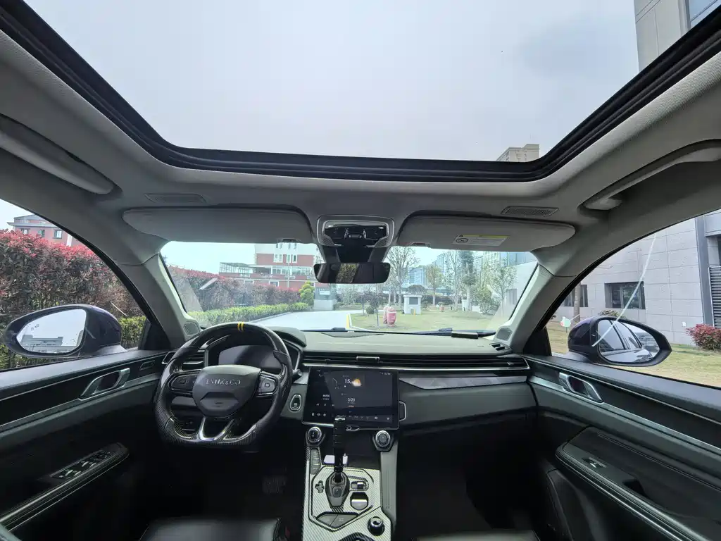Lynk & Co 01 2021 2.0TD 2WD Pro купить на сайте DeffCars