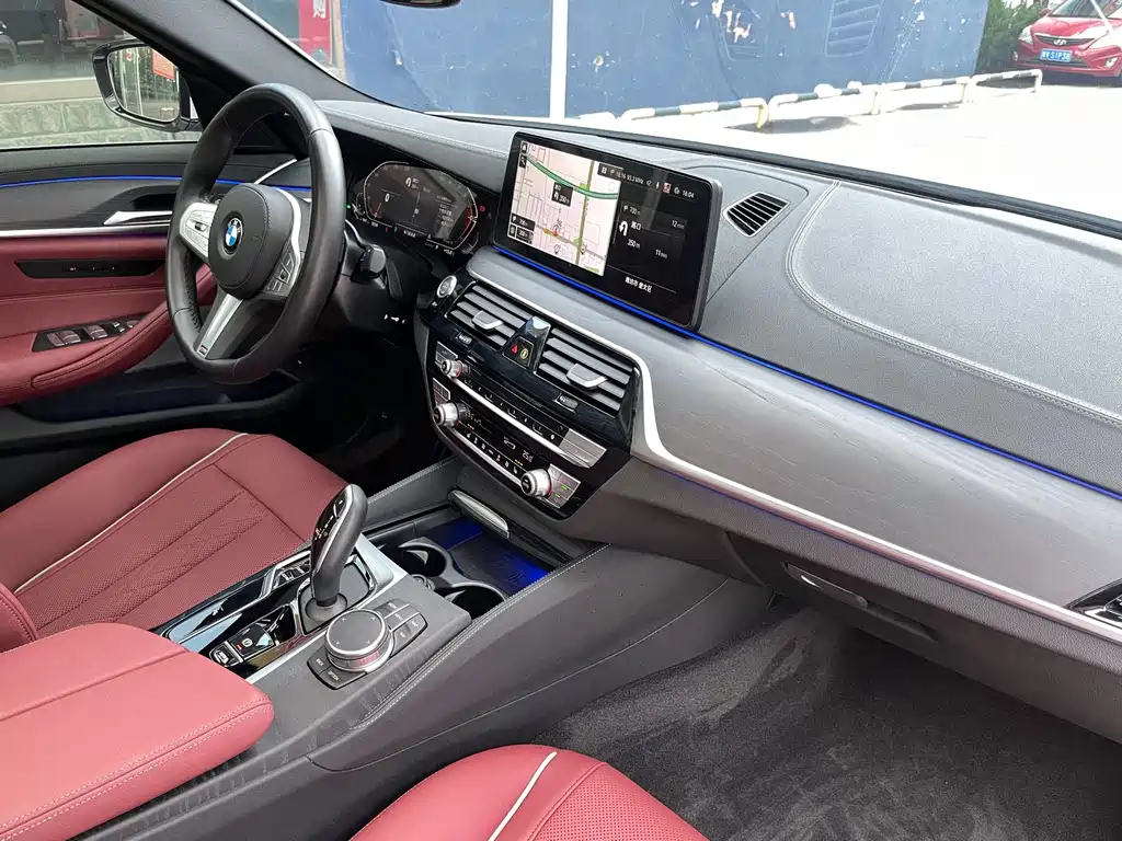 BMW 5 Series 2023 530Li xDrive M Sports Package купить на сайте DeffCars