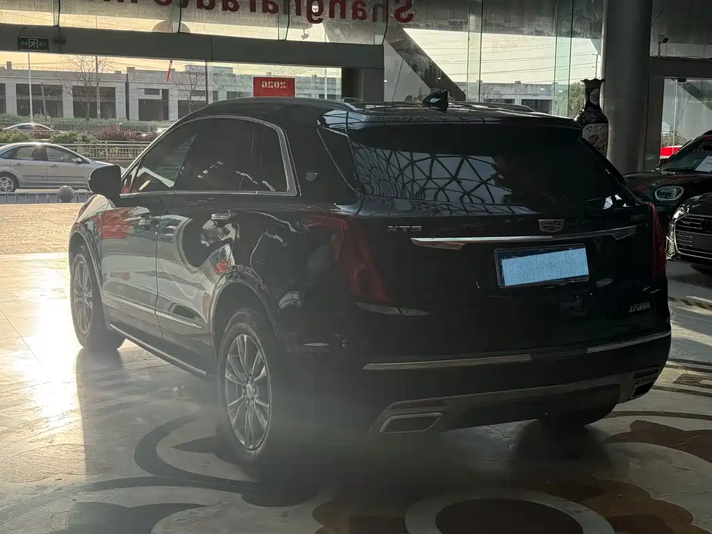 Cadillac XT5 2021 28T luxury model купить на сайте DeffCars