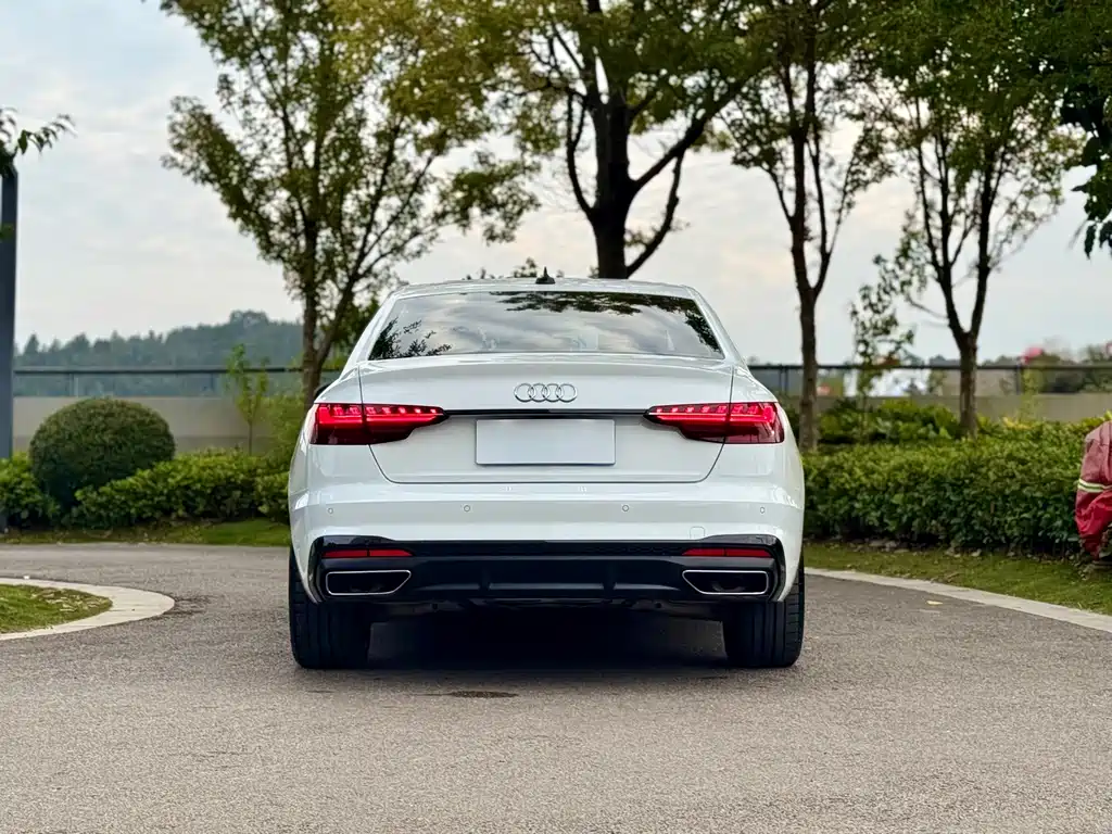 Audi A4L 2024 40 TFSI luxury and dynamic model купить на сайте DeffCars