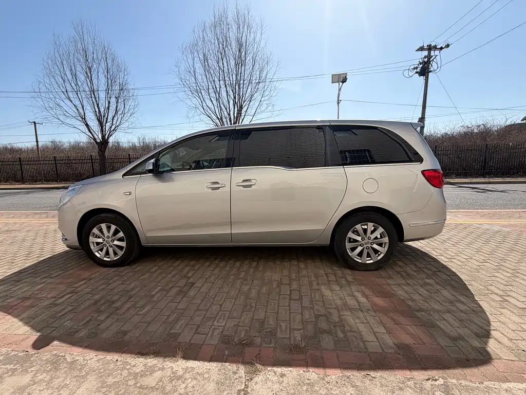 Buick GL8 2017 25S Comfort Type National V купить на сайте DeffCars