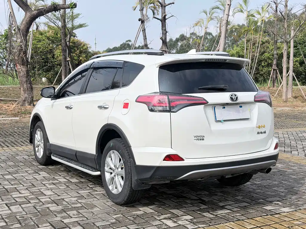 RAV4 Rongfang 2019 2.0L CVT 2WD Fashion X Limited Edition National VI купить на сайте DeffCars