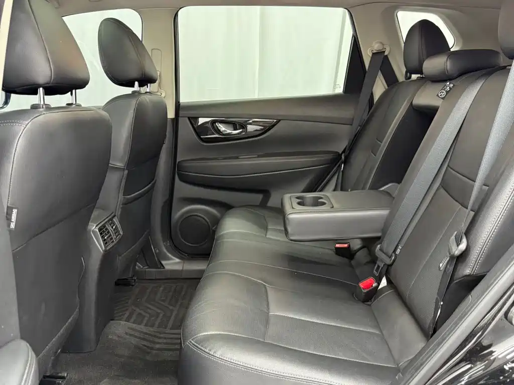 X-Trail 2023 Classic 2.0L 2WD Intelligent Link Premium Edition купить на сайте DeffCars