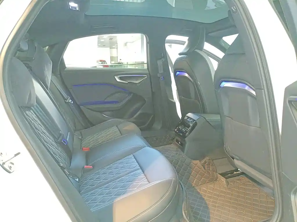 Audi A5L 2026 2.0T sports version quattro купить на сайте DeffCars
