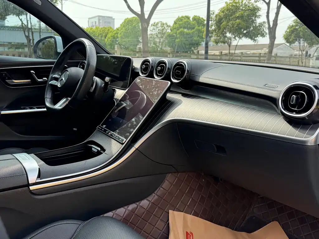Mercedes-Benz C-Class 2023 C 200 L Sports Edition купить на сайте DeffCars