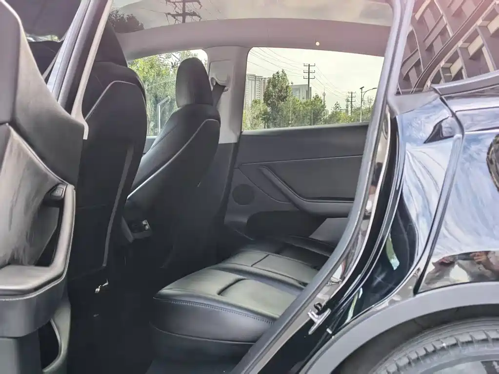 Model Y 2022 facelift rear-wheel drive version купить на сайте DeffCars