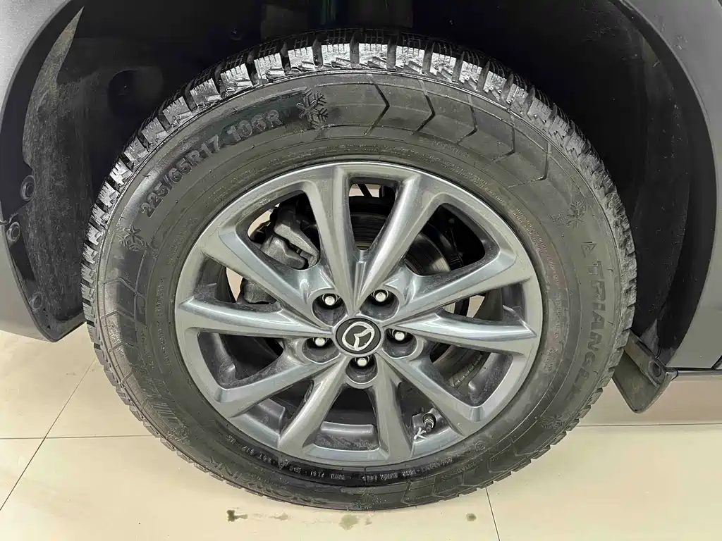 Mazda CX-4 2021 2.0L automatic two-wheel drive Blue Sky Vitality Edition купить на сайте DeffCars