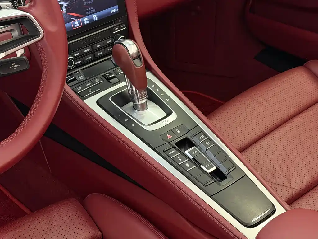 Porsche 718 2018 Boxster 2.0T купить на сайте DeffCars