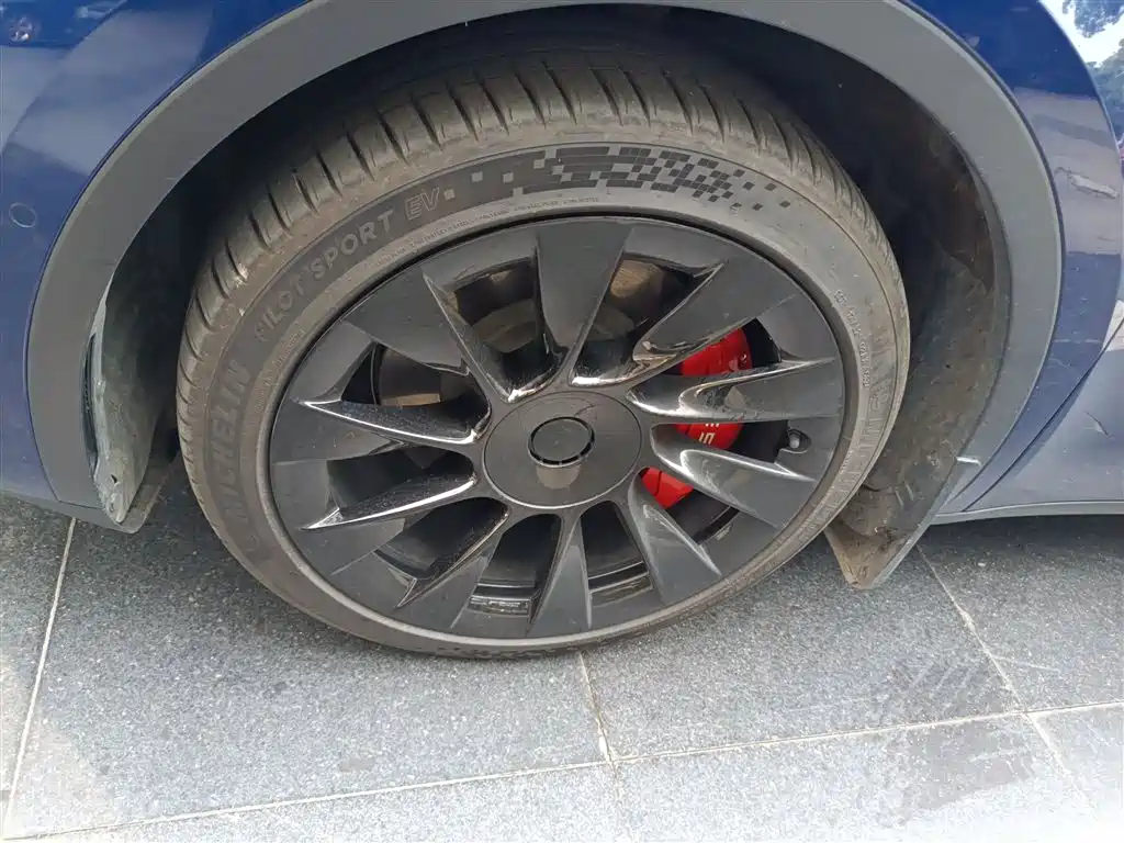 Model Y 2022 rear-wheel drive version купить на сайте DeffCars