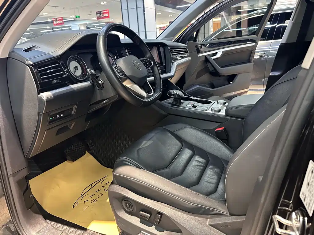 Touareg 2021 2.0TSI Pilot Special Edition купить на сайте DeffCars