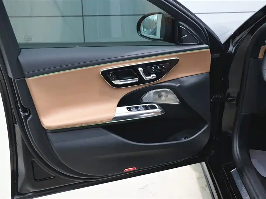 Mercedes-Benz E-Class Imported 2024 E 300 Fashionable Sports Edition купить на сайте DeffCars