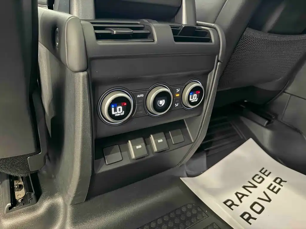 Land Rover Defender 2024 110 3.0T P400 X-DYNAMIC HSE купить на сайте DeffCars