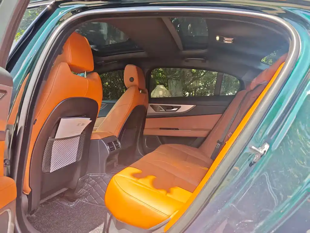 Jaguar XEL 2023 2.0T 250PS R-DYNAMIC S Advanced Sports Edition купить на сайте DeffCars