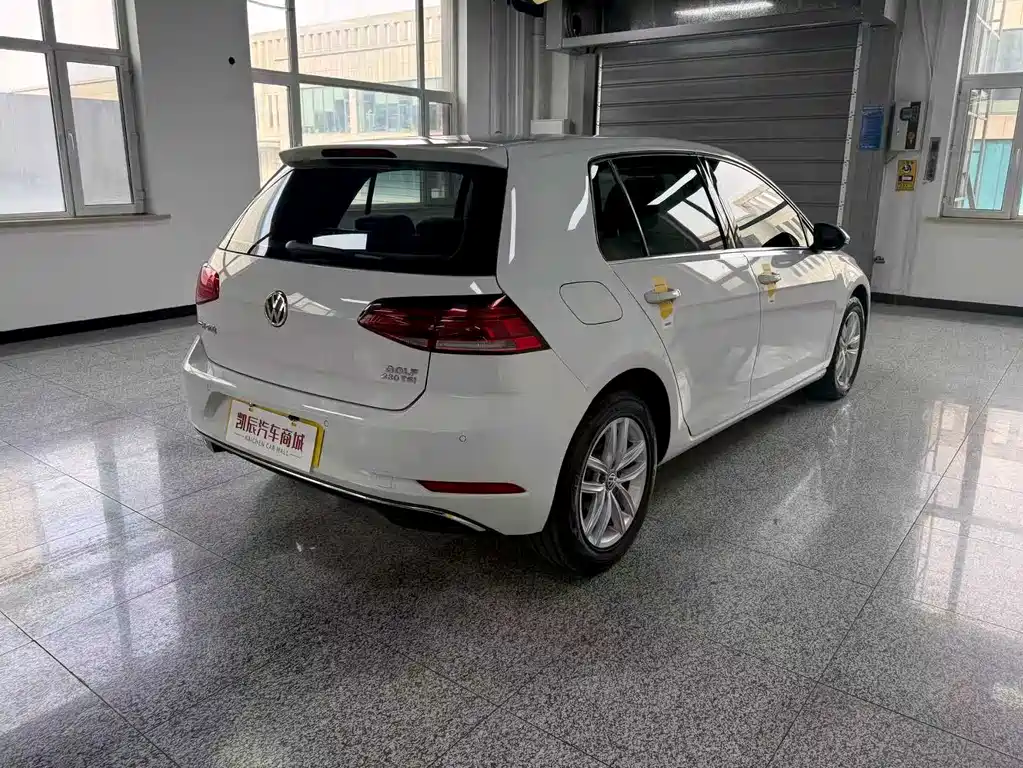 Golf 2018 230TSI automatic comfort type купить на сайте DeffCars