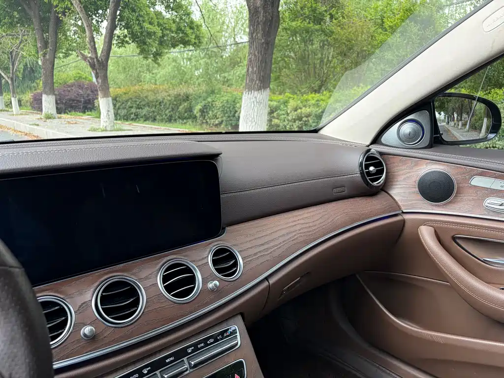 Mercedes-Benz E-Class 2020 E 300 L Fashion купить на сайте DeffCars
