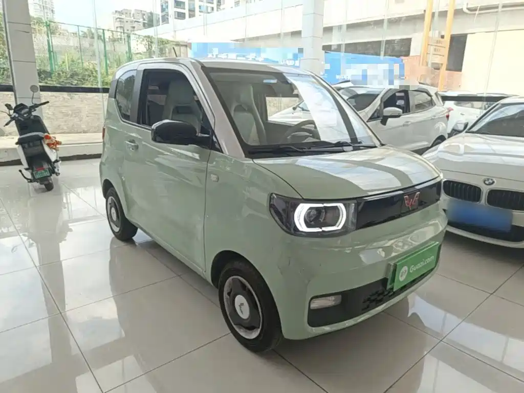 Hongguang MINIEV 2021 Macaron Sandwich Model 170km Lithium Iron Phosphate купить на сайте DeffCars