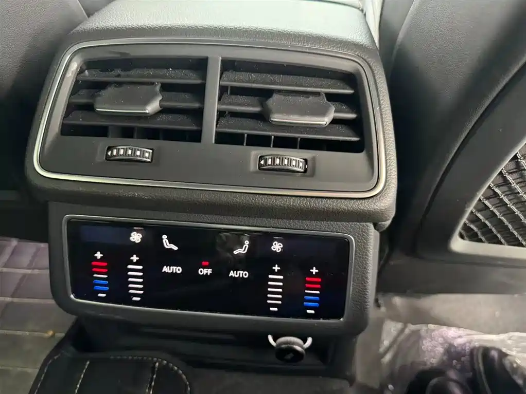Audi A6L 2024 45 TFSI Premium Dynamic Model купить на сайте DeffCars