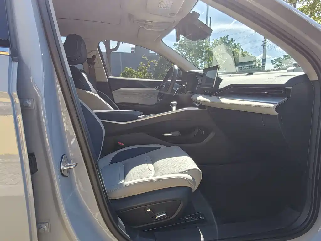 Xingrui 2023 2.0TD Premium Model купить на сайте DeffCars