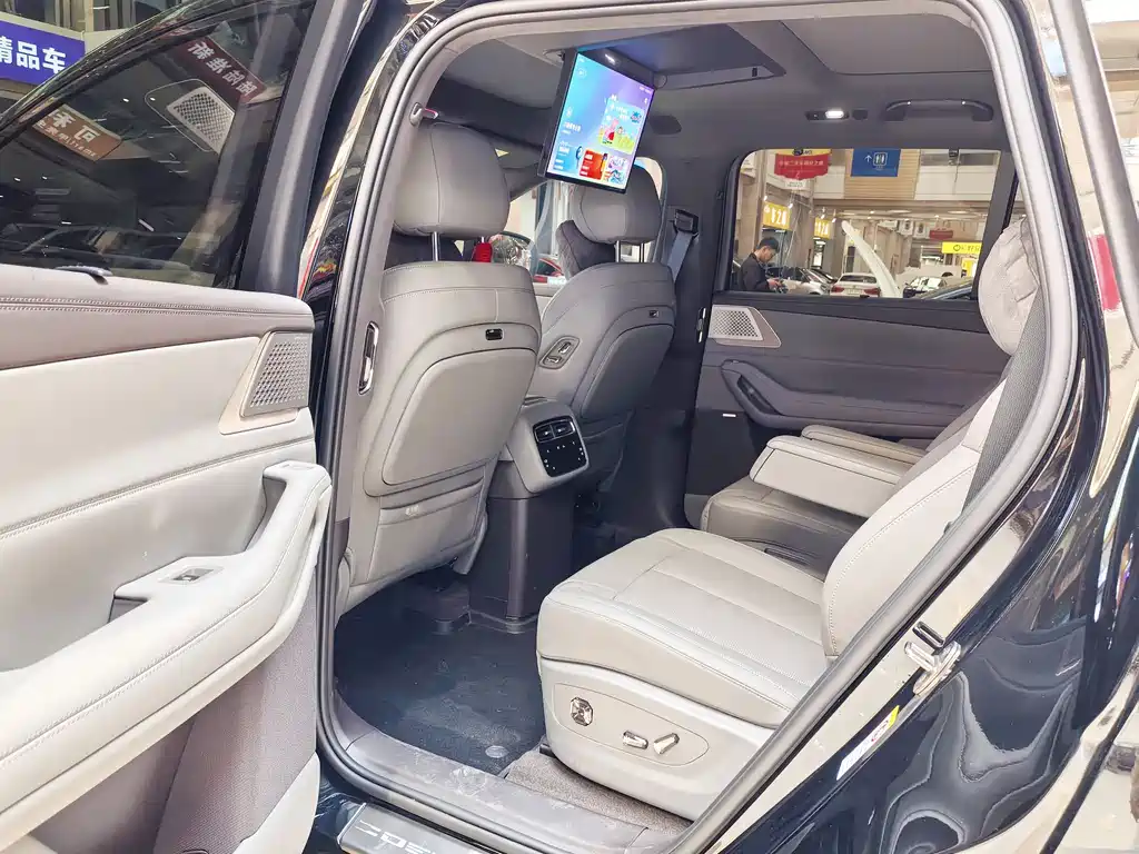 Denza N8L 2025 flagship model купить на сайте DeffCars