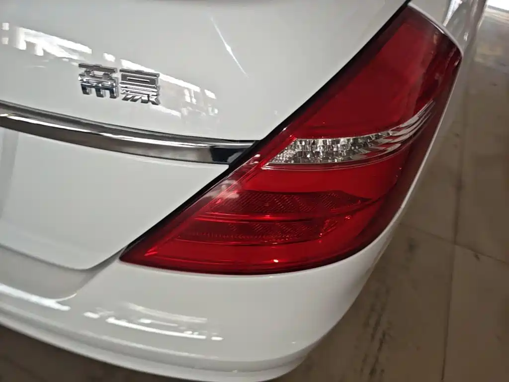 Emgrand 2017 sedan million model 1.5L manual upward version купить на сайте DeffCars