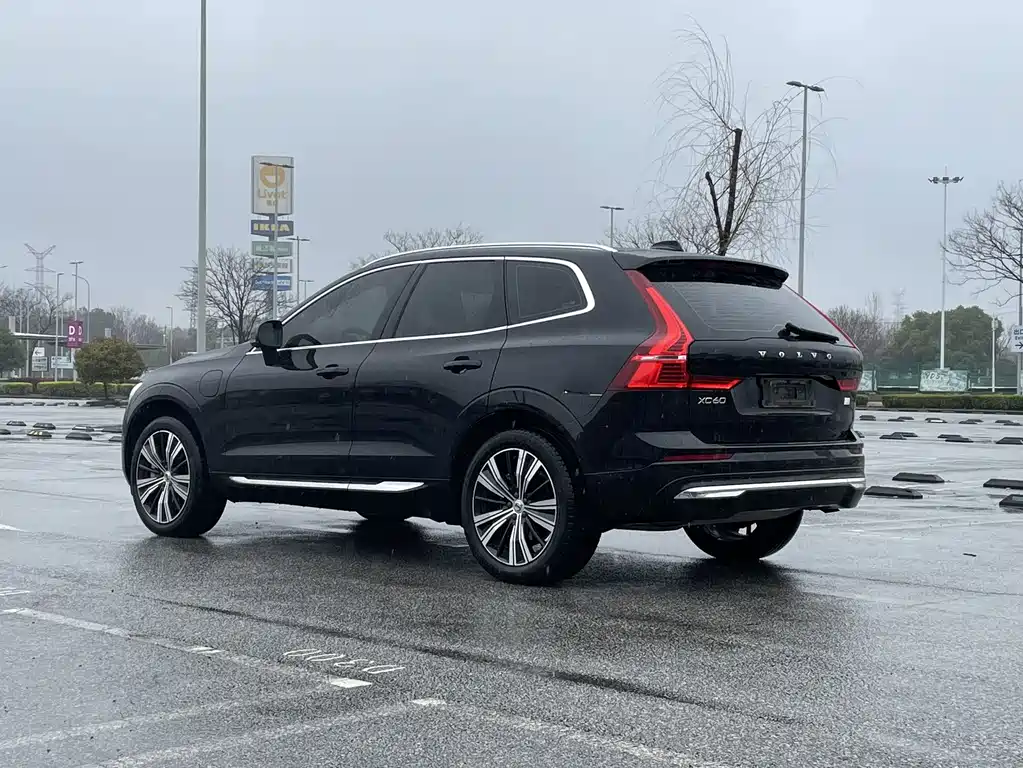 Volvo XC60 plug-in hybrid 2022 T8 plug-in hybrid four-wheel drive Zhiyuan luxury version купить на сайте DeffCars