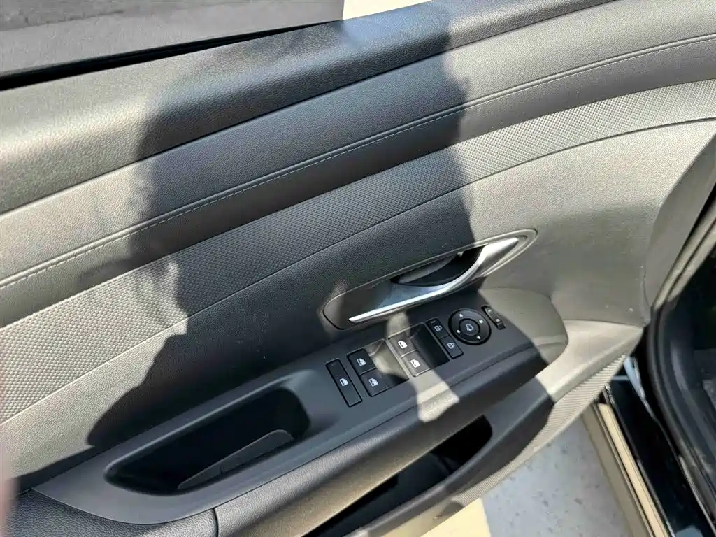 Tucson 2025 Tucson L 1.5T Elite Edition купить на сайте DeffCars