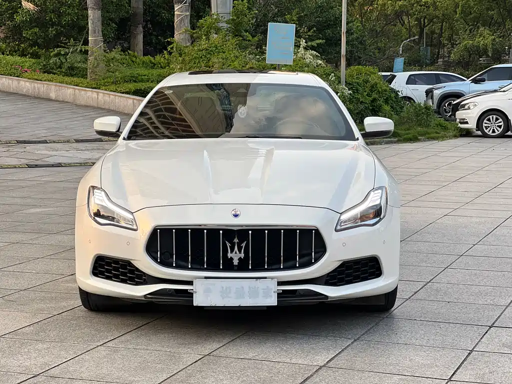 President 2018 3.0T Standard Edition купить на сайте DeffCars