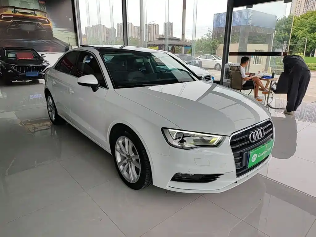 Audi A3 2016 Limousine 35 TFSI Fashion купить на сайте DeffCars