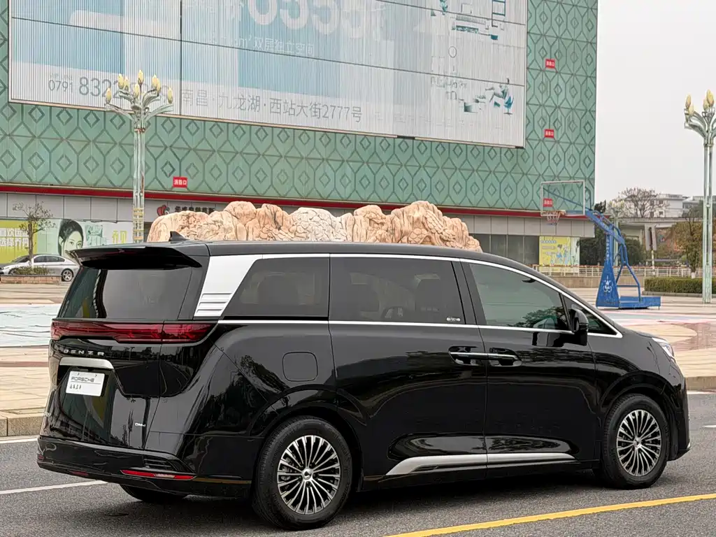 Denza D9 2024 DM-i 970 luxury model купить на сайте DeffCars