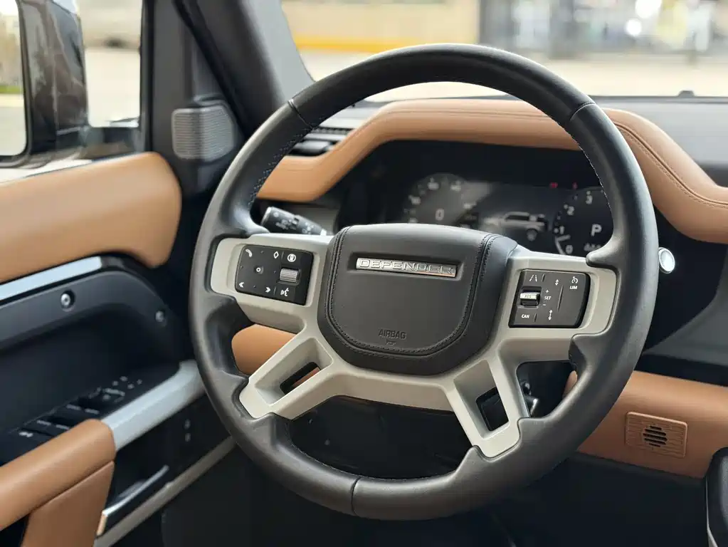 Land Rover Defender 2024 110 3.0T P400 X-DYNAMIC HSE купить на сайте DeffCars