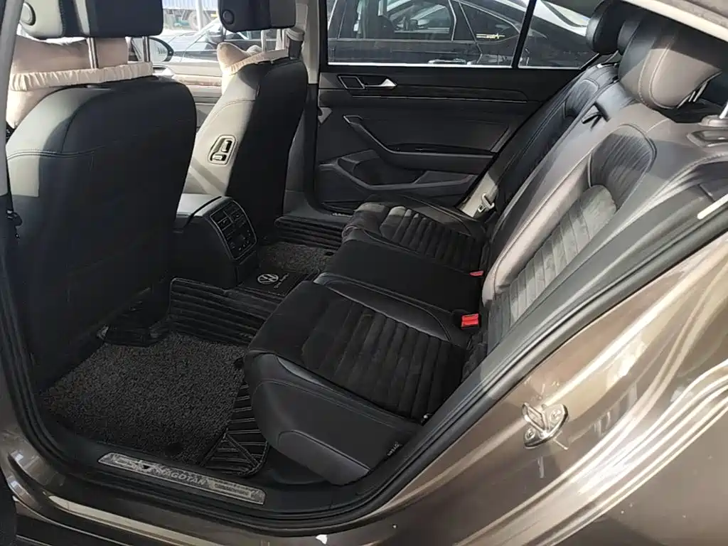 Magotan 2018 330TSI DSG luxury model купить на сайте DeffCars