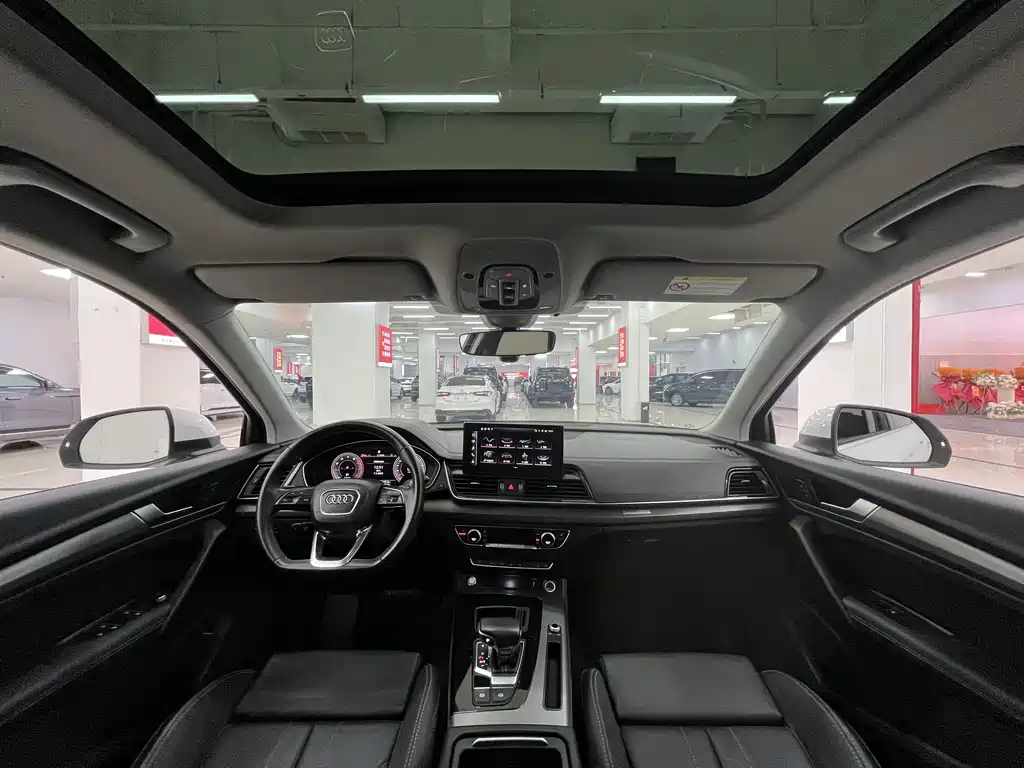 Audi Q5L 2022 facelift 40T luxury and dynamic model купить на сайте DeffCars