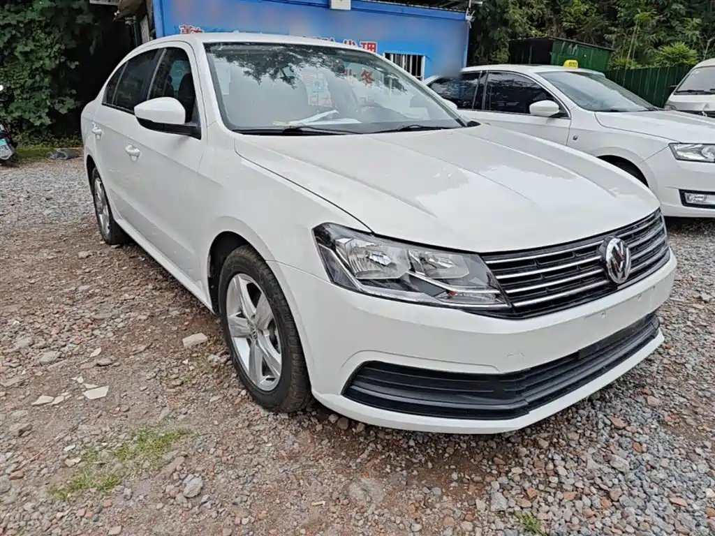 Lavida 2017 1.6L automatic fashion version купить на сайте DeffCars
