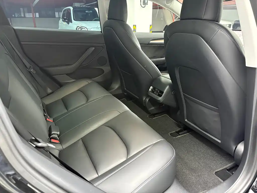Model 3 2021 standard range rear drive upgraded version 3D6 купить на сайте DeffCars