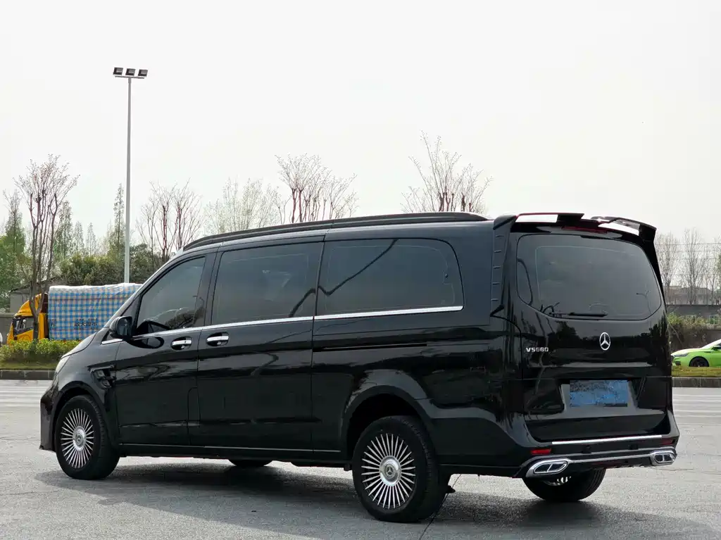 Vito 2024 2.0T Business Edition 7 seats купить на сайте DeffCars