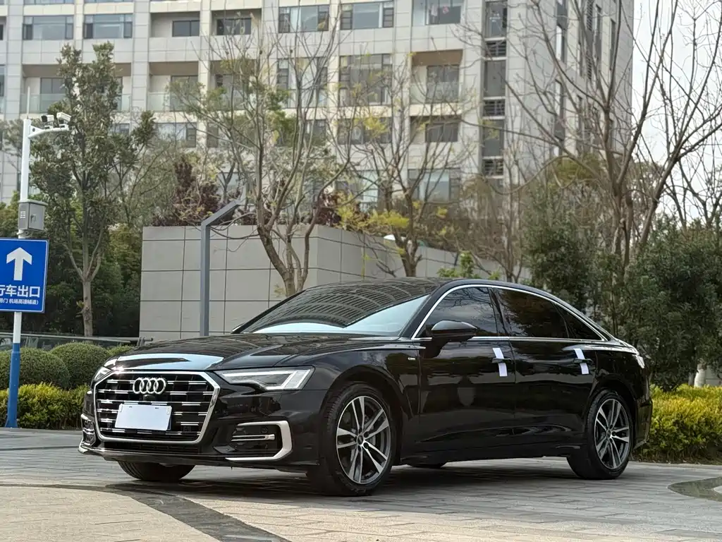 Audi A6L 2023 40 TFSI luxury and dynamic model купить на сайте DeffCars