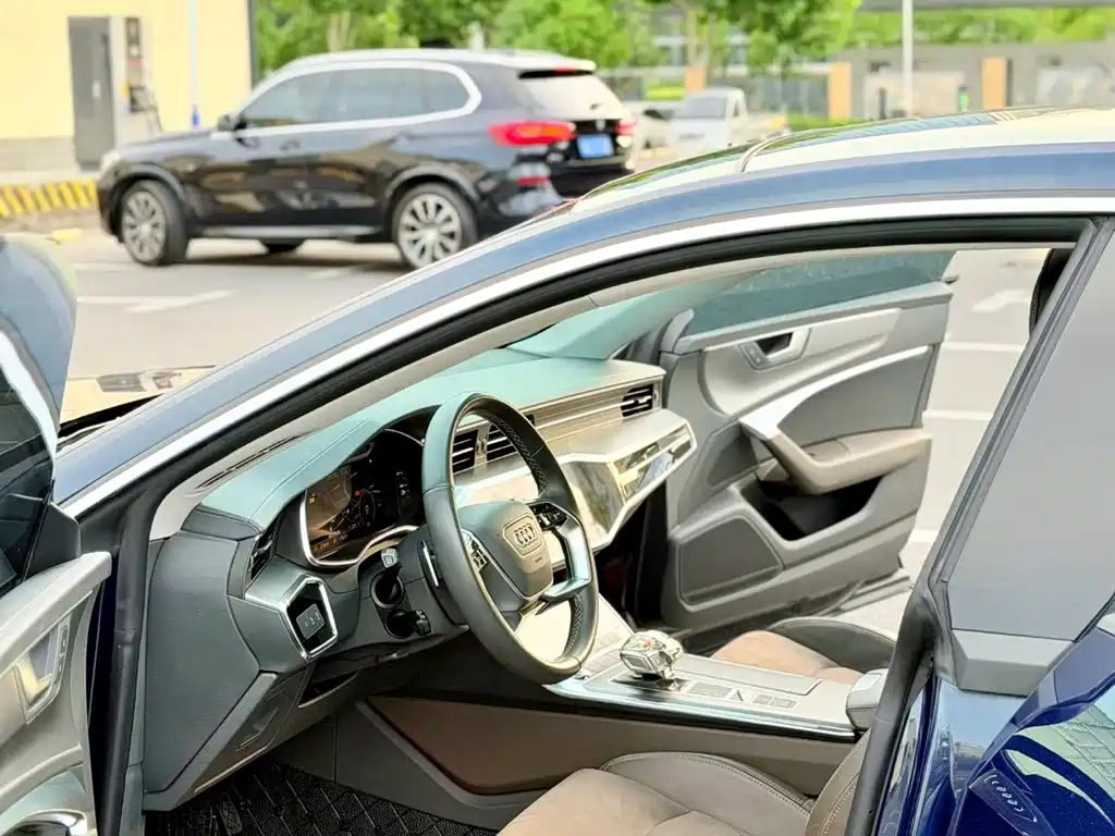 Audi A7L 2022 45 TFSI S-line Dream-Building Crystal Package купить на сайте DeffCars