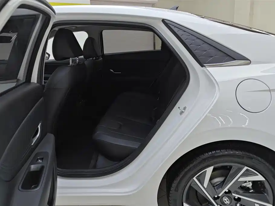 Elantra 2023 1.5L CVT GLX Elite Edition купить на сайте DeffCars