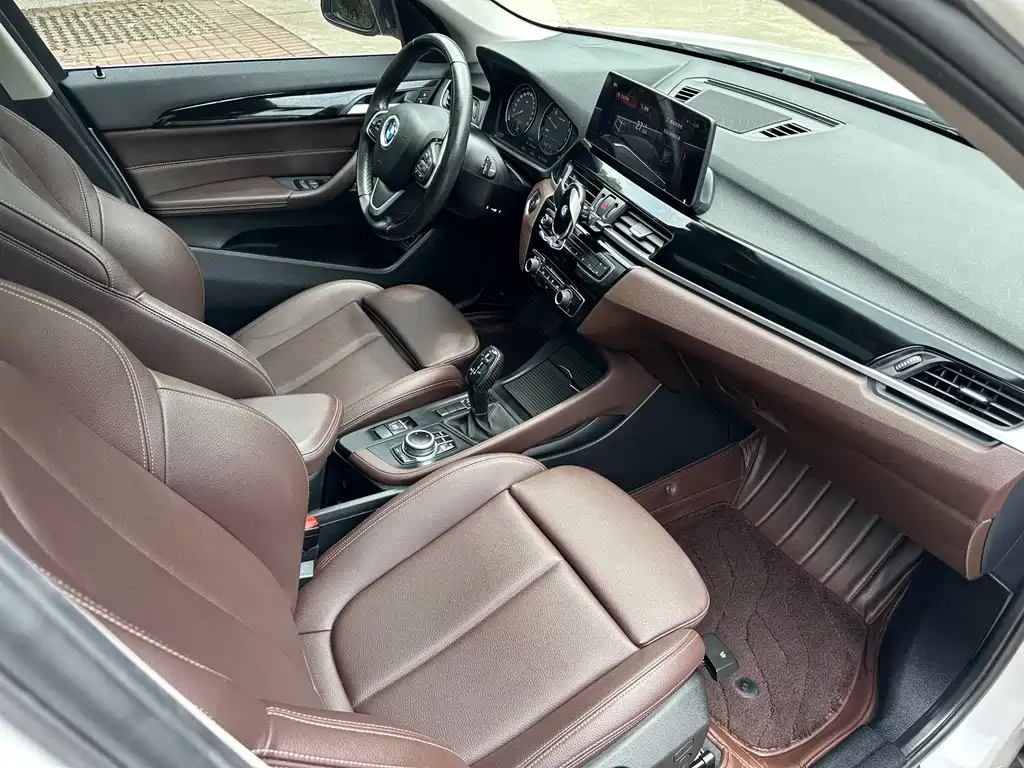BMW X1 2021 sDrive20Li Fashion Model купить на сайте DeffCars