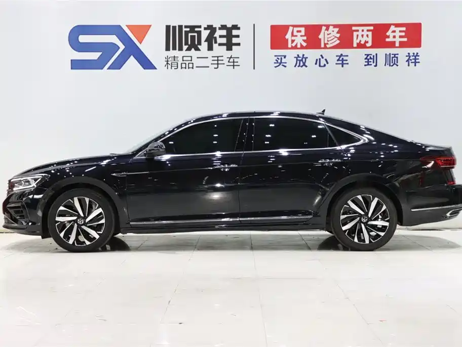 Passat 2023 facelift 330TSI luxury version купить на сайте DeffCars