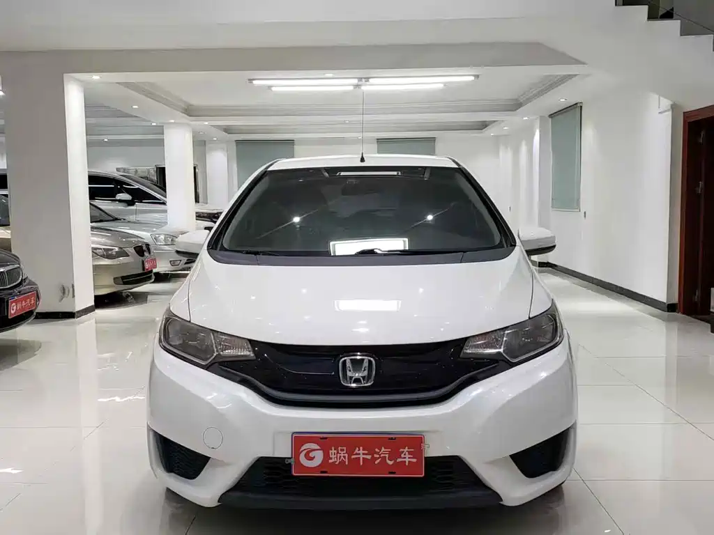 Fit 2014 1.5L LX CVT comfort model купить на сайте DeffCars