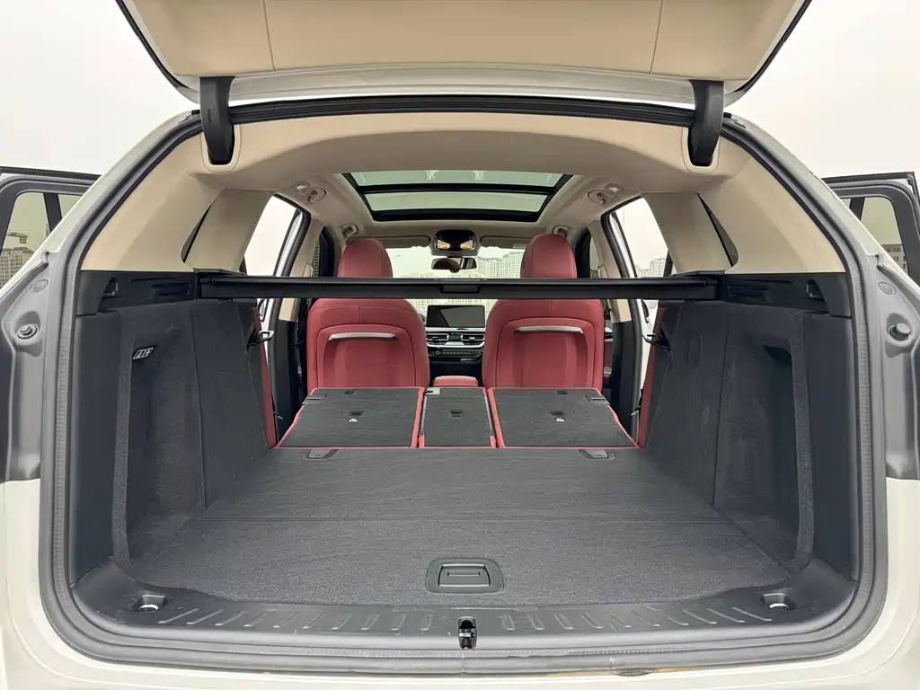 BMW X3 2022 facelift xDrive25i M sports package купить на сайте DeffCars