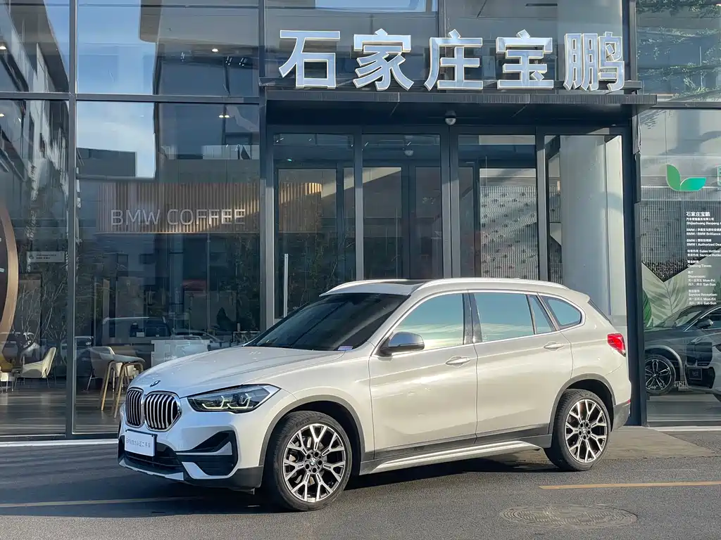 BMW X1 2022 facelift xDrive25Li exclusive model купить на сайте DeffCars