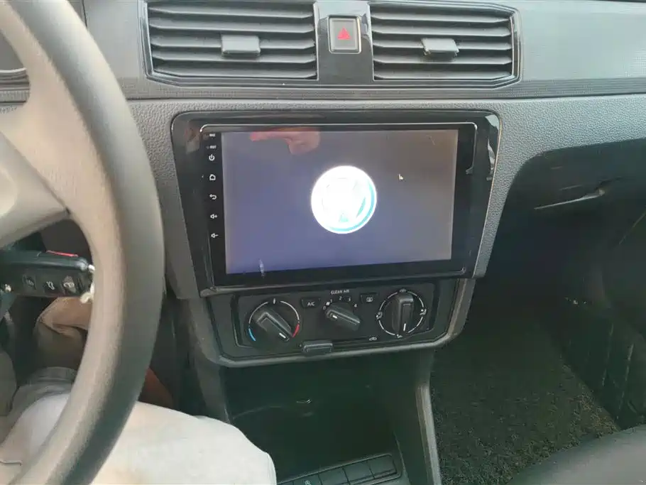 Santana 2018 1.5L Manual Fashion Edition купить на сайте DeffCars