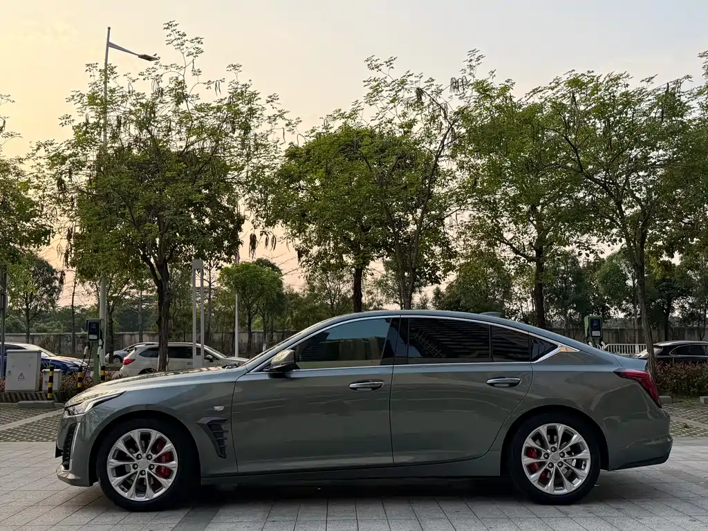 Cadillac CT5 2022 28T luxury model (standard version) купить на сайте DeffCars