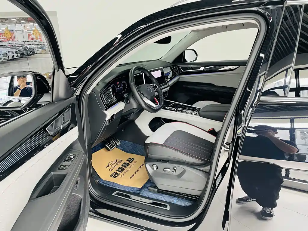 Touron 2024 Touron X 380TSI four-wheel drive Dragon Edition купить на сайте DeffCars