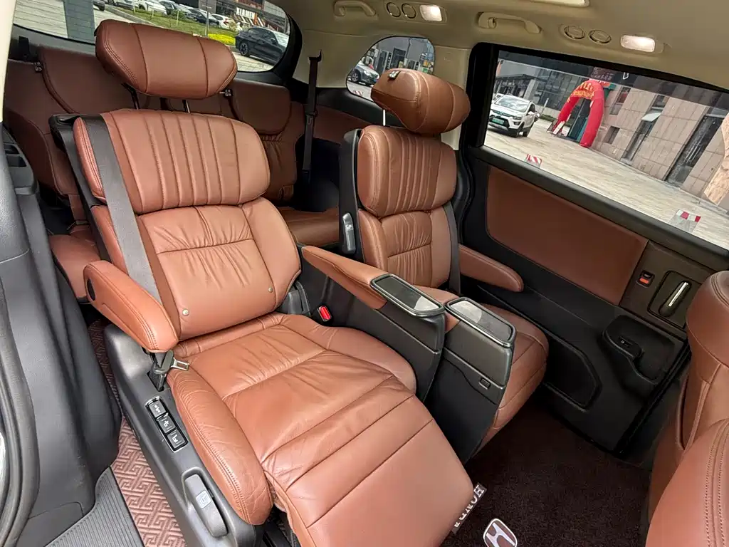 Odyssey 2022 2.0L e:HEV Sharp Extreme Edition купить на сайте DeffCars