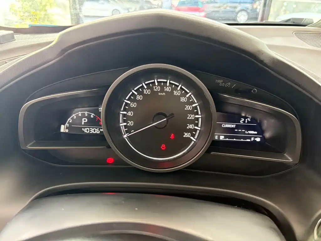 Mazda CX-4 2021 2.0L automatic two-wheel drive Blue Sky Vitality Edition купить на сайте DeffCars