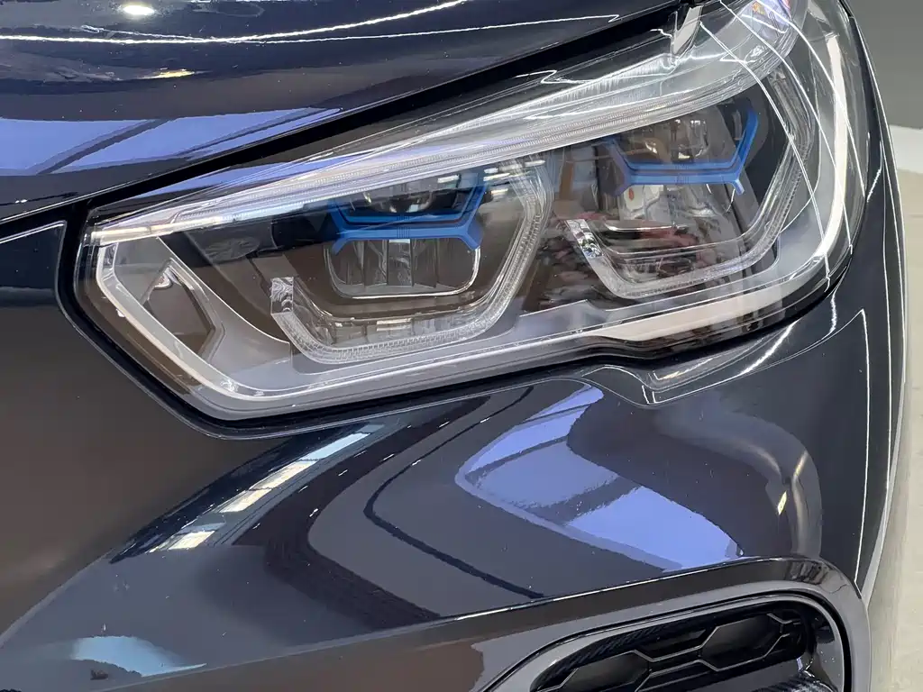 BMW X5 2022 facelift xDrive 30Li exclusive M sports package купить на сайте DeffCars