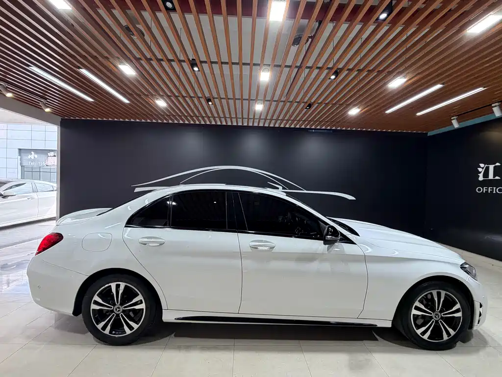 Mercedes-Benz C-Class 2019 C 260 Sports Edition купить на сайте DeffCars